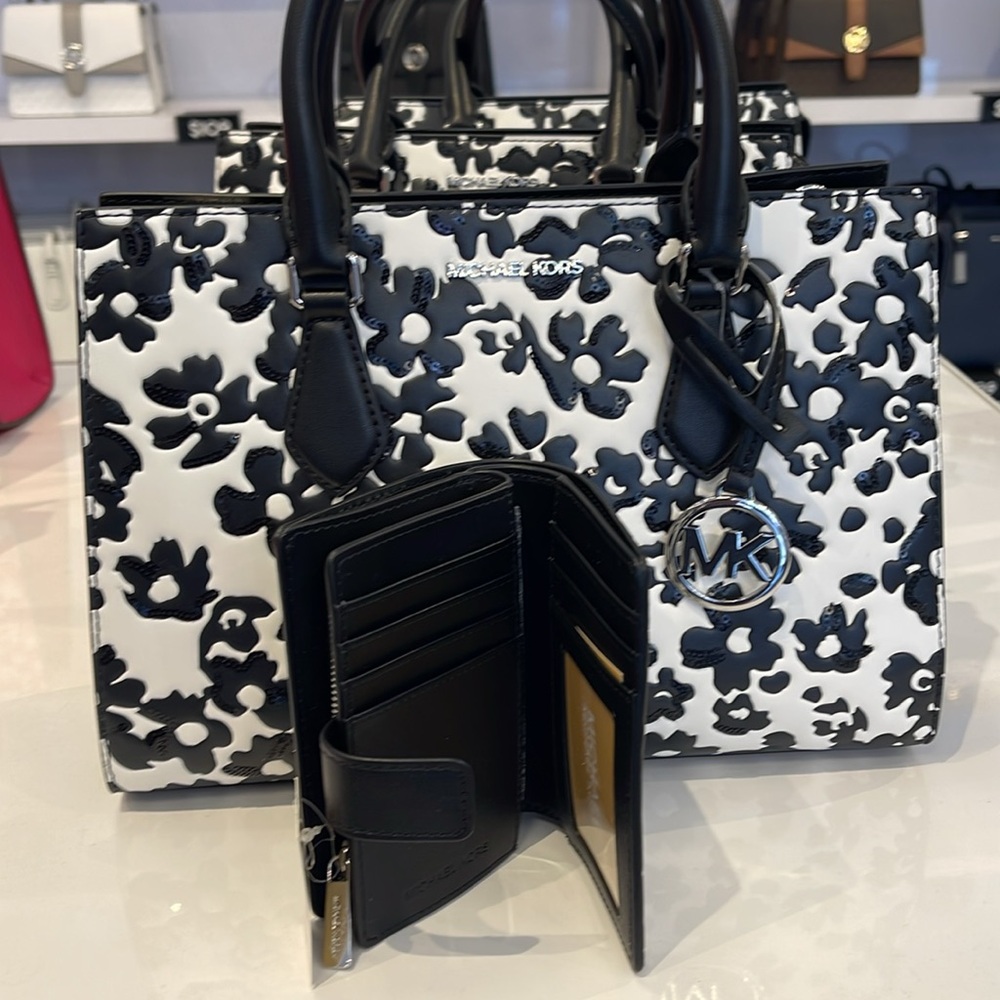 Michael Kors Sheila Md Sequined Floral Print CZ Satchel & JST Md Bi-Fold Wallet - Picture 9 of 16